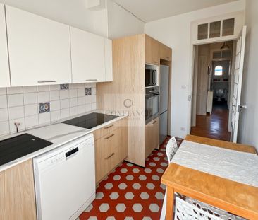 NICE CENTRE BD DUBOUCHAGE GRAND 2P MEUBLE DERNIER ETAGE BALCONS - Photo 6