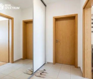 Pronájem světlého bytu s balkonem – Brno, Purkyňova 35g - Photo 4