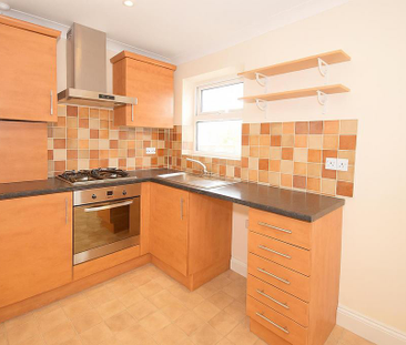 1 bedroom ground floor flat to rent - Photo 1