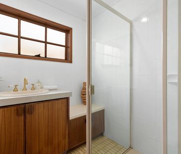 Convenience & Cosmopolitan Living - Photo 6