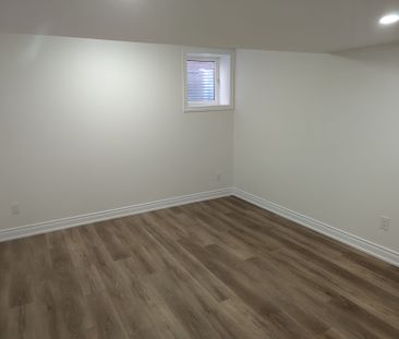 For Lease - 137 Romanelli Crescent Unit# Bsmt, Bradford West Gwilli... - Photo 5