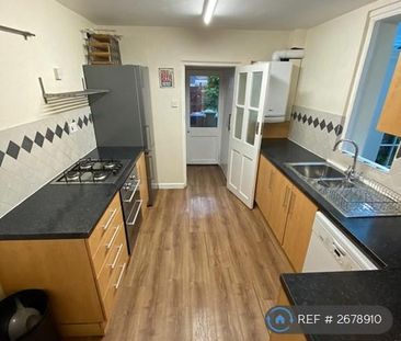 3 bedroom terraced house to rent - Photo 6