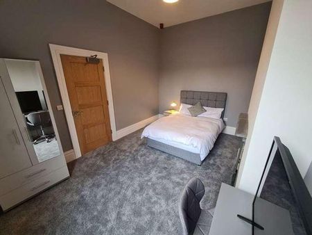 Rooms At Hartington Street, Barrow-in-furness, LA14 - Photo 2