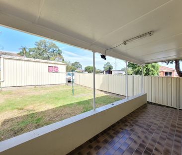 2 BEDROOM HOUSE AVAILABLE NOW! - Photo 4