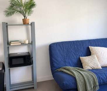 Nantes Sully – Studio meublé de 18 m² avec ascenseur - Photo 2