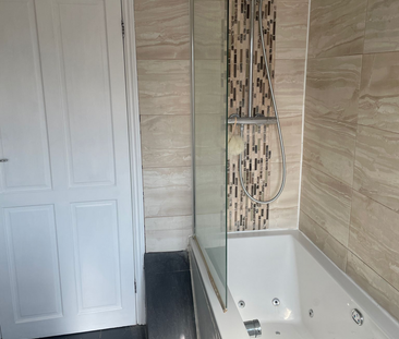 1 bedroom in a house share to rent - Photo 6