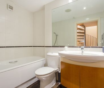 2 bedroom duplex to rent - Photo 4