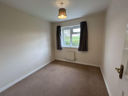 4 bedroom detached house to rent - Photo 3