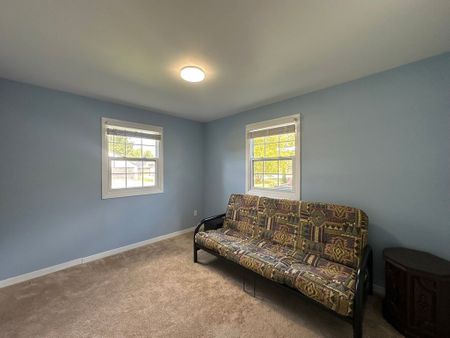 For Lease - 207 Christopher Street, Clearview, Ontario - Photo 5