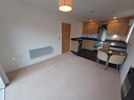 Smith Road, Llanishen, Cardiff - Photo 5
