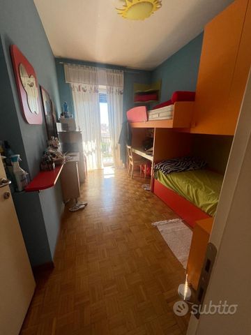 Stanza singola in trilocale - Photo 3