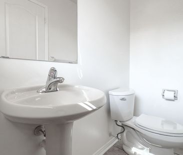 For Lease - 3561 Southwick Street, Mississauga, Ontario - Photo 6