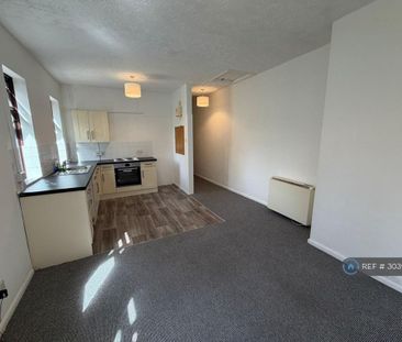 1 bedroom flat to rent - Photo 2