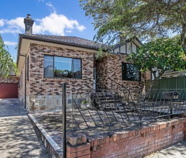 Elegant & Expansive 5 bedroom Coogee Residence - Photo 6