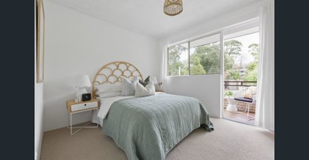 Spacious lifestyle apartment with two balconies - Photo 4