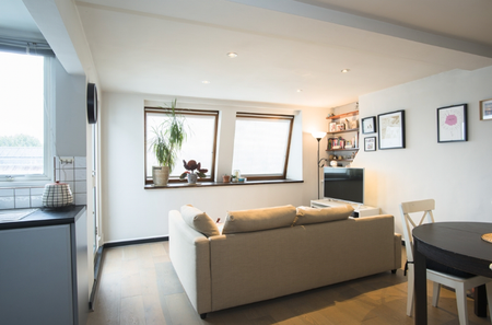 2 bedroom flat with balcony TO LET in prime Maida Vale - Photo 4