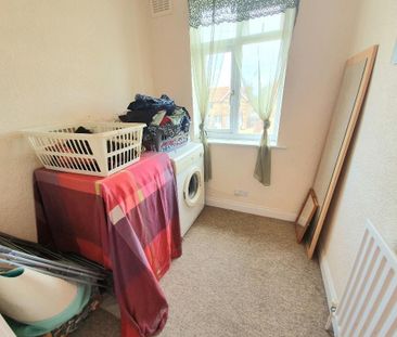 3 bedroom terraced house to rent - Photo 6