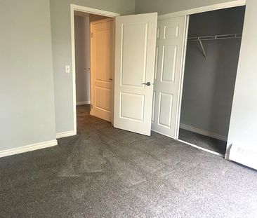 1 Bedroom Condo For Rent In Dover - Photo 1