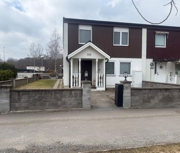 Hundhamravägen, Norsborg - Photo 2