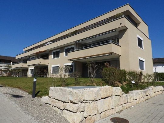 Moderne 3.5-Zimmer-Neubauwohnung an zentraler Lage - Photo 1