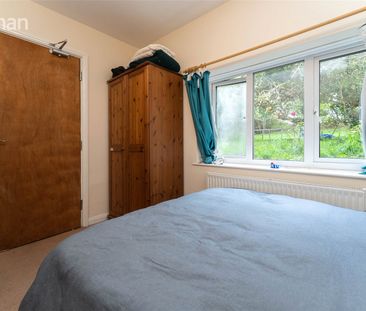 5 bedroom semi-detached house to rent - Photo 4