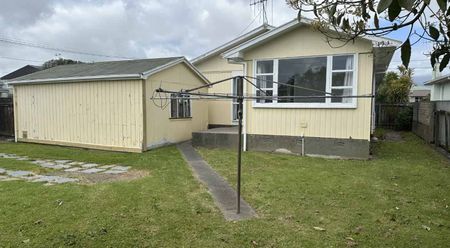 Otaki Town - Right in the heart - Photo 2