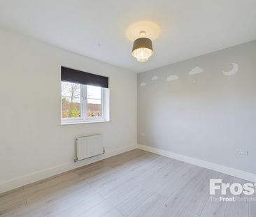 Holywell Way, Staines-upon-Thames, Surrey,TW19 - Photo 1
