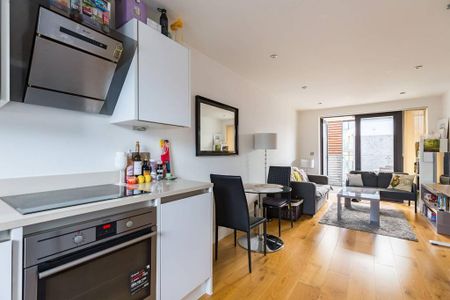 1 bedroom flat to rent - Photo 3