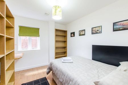 Flat 10 Finchley Road, Hampstead NW3 7AJ - Photo 2