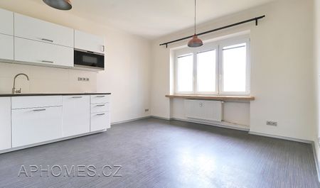 Pronájem bytu 3+kk 81 m² - Photo 2
