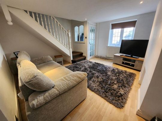 2 bedroom house to rent - Photo 1