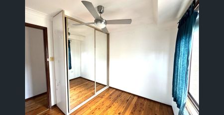 Unique Family Home in Prime Quakers Hill Location! - Photo 2