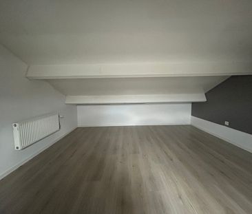 Appartement te huur - Photo 1