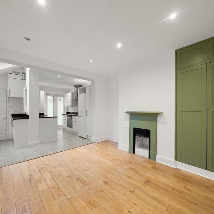 2 bedroom semi-detached house to rent - Photo 1