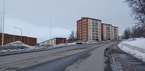 Hjalmar Lundbomsväg 45 - Foto 2