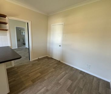 Newly Renovated 1-Bedroom Apartment for Lease – Peaceful Lakeside L... - Photo 2