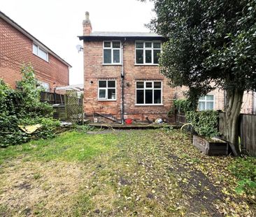 3 bedroom Semi-detached house to rent - Photo 5