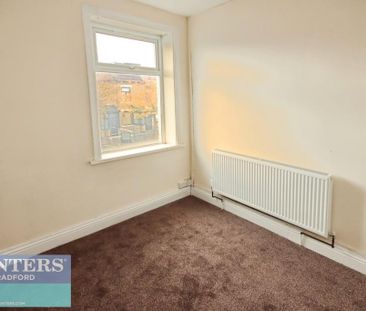 3 bedroom end of terrace house to rent - Photo 5