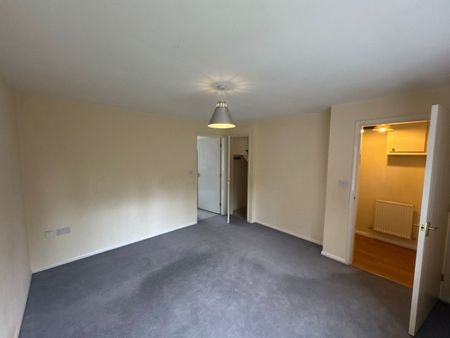 3 Bed Detached House, Quarryfield Lane, CV1 - Photo 3
