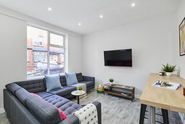 5 bedroom house to rent - Photo 1