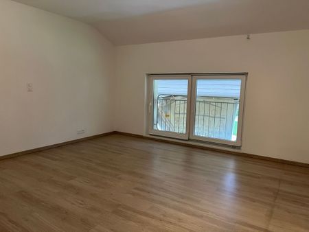 Maison individuelle spacieuse avec grand terrain à Courfaivre - Photo 4