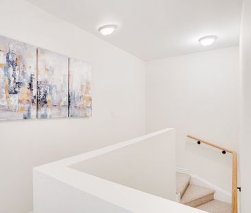 For Lease - 5 Anchorage Crescent Unit# 303, Collingwood, Ontario - Photo 1