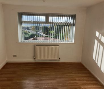 2 Bed Flat, Townfield Lane, CH43 - Photo 3