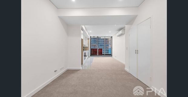 Stylish Studio Apartment in Lewisham - Photo 1