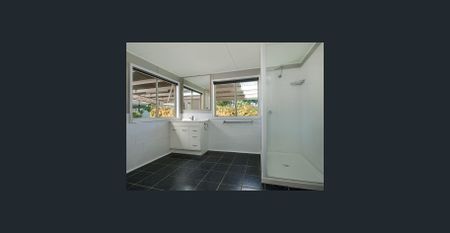 Character Home Excellence in the Heart of South Toowoomba! - Photo 5