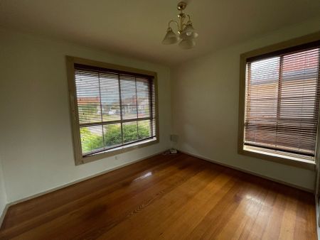 Comfortable Living in a Convenient Location - Photo 4