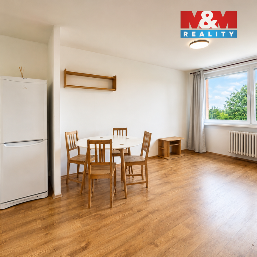 Pronájem bytu 2+kk 43 m², Kurčatovova 322, Praha - Photo 1