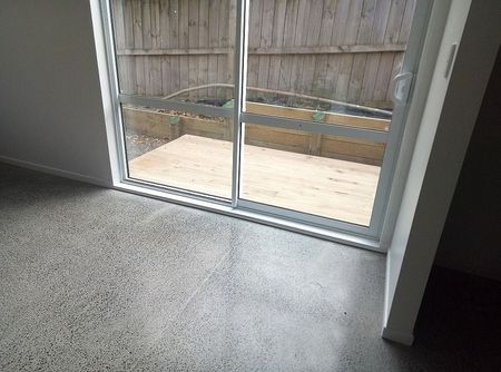 3 Bed with Privacy, Top School Zone & Convenience - Photo 2