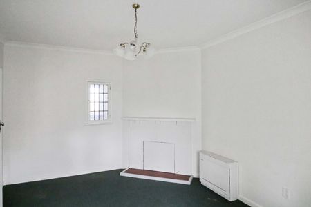 Woburn Art Deco Apartment - Photo 4