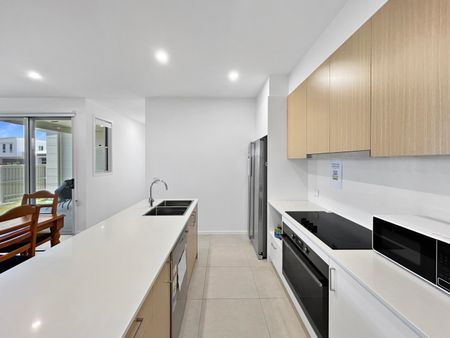1/17 Sunflower Crescent, Nirimba QLD 4551 - House For Rent | Domain - Photo 2